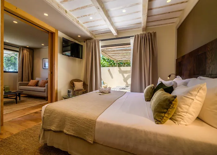 Hotel Les Bergeries De Palombaggia 5*