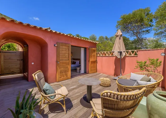 Les Bergeries De Palombaggia Otel 5*